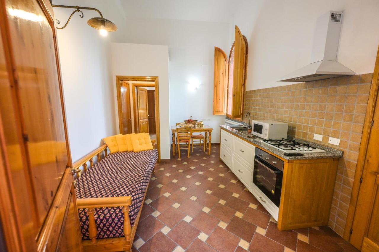 Agriturismo Poggio Al Pino มอนเตลูโป ฟิโอเรนติโน ภายนอก รูปภาพ